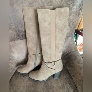 Soul Naturalizer Elegant Tan Knee-High Boots